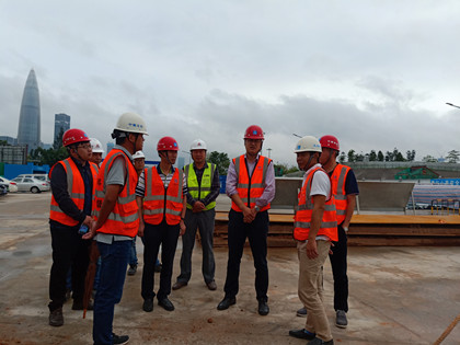 现场检查讨论.jpg 现场检查讨论.jpg