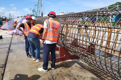 现场验收-420.jpg 现场验收-420.jpg