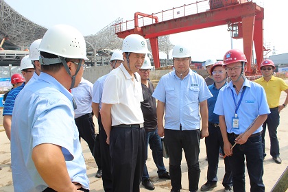 王守慧一行听取详细汇报 (3).JPG