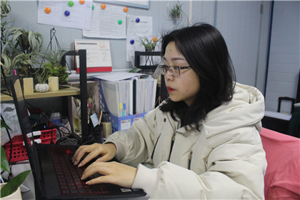 420-王晓梅工作照.jpg