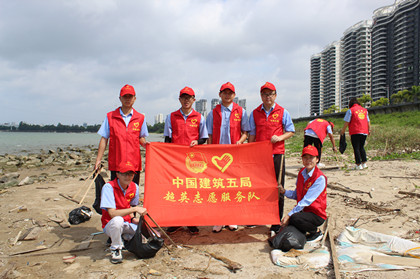 志愿者合影.jpg 志愿者合影.jpg