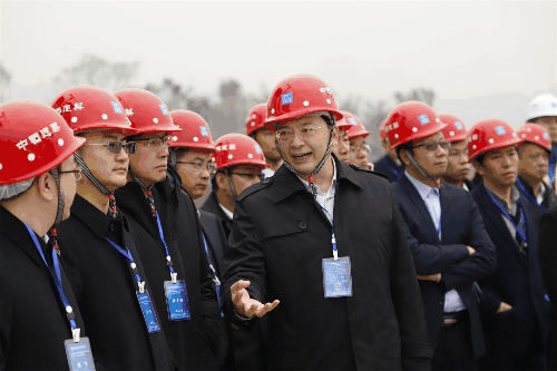 观摩现场.gif 观摩现场.gif