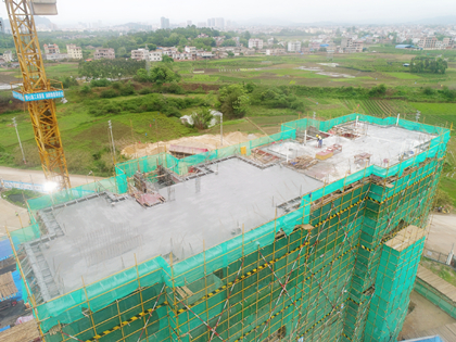 封顶照片 420.jpg