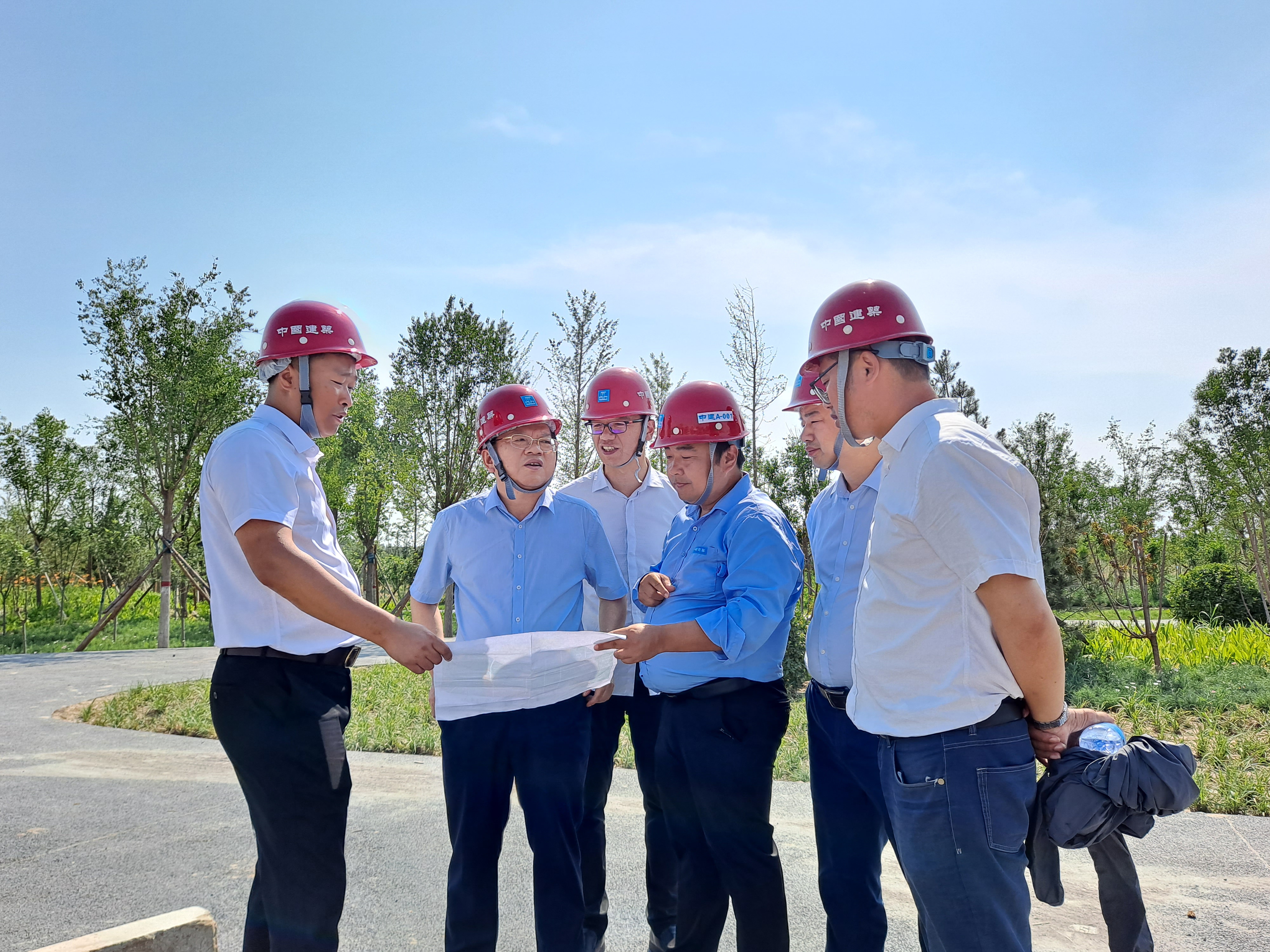 丁进良检查照片.jpg 丁进良检查照片.jpg