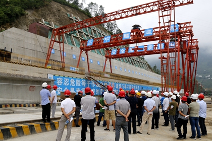 梁场观摩现场420.jpg 梁场观摩现场420.jpg