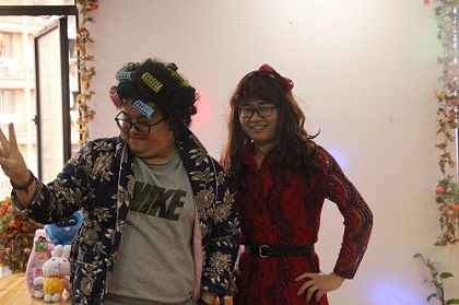 阿莲小姐姐和包租婆表演.JPG 阿莲小姐姐和包租婆表演.JPG