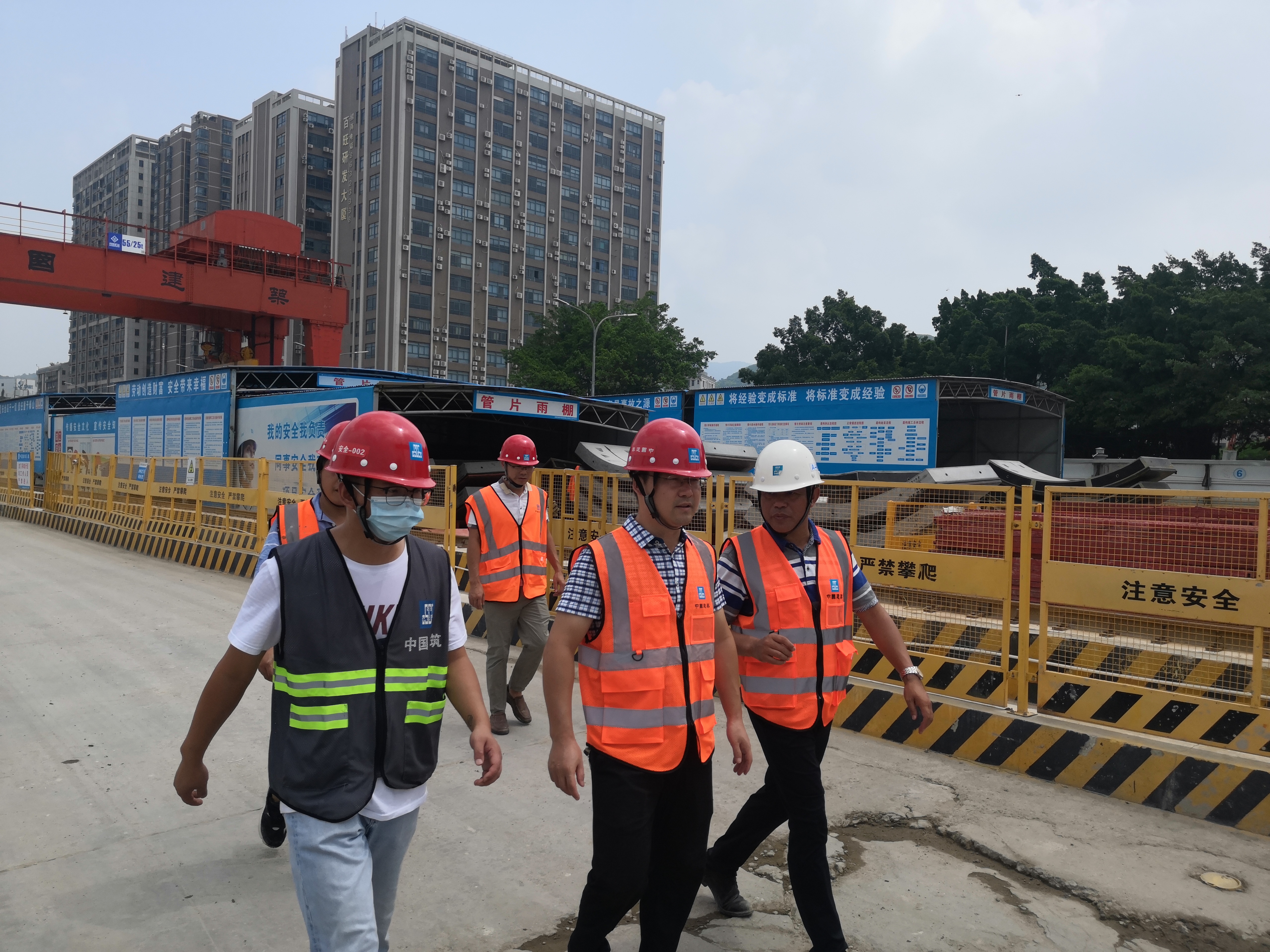 局基础设施部现场检查照片-原图.jpg