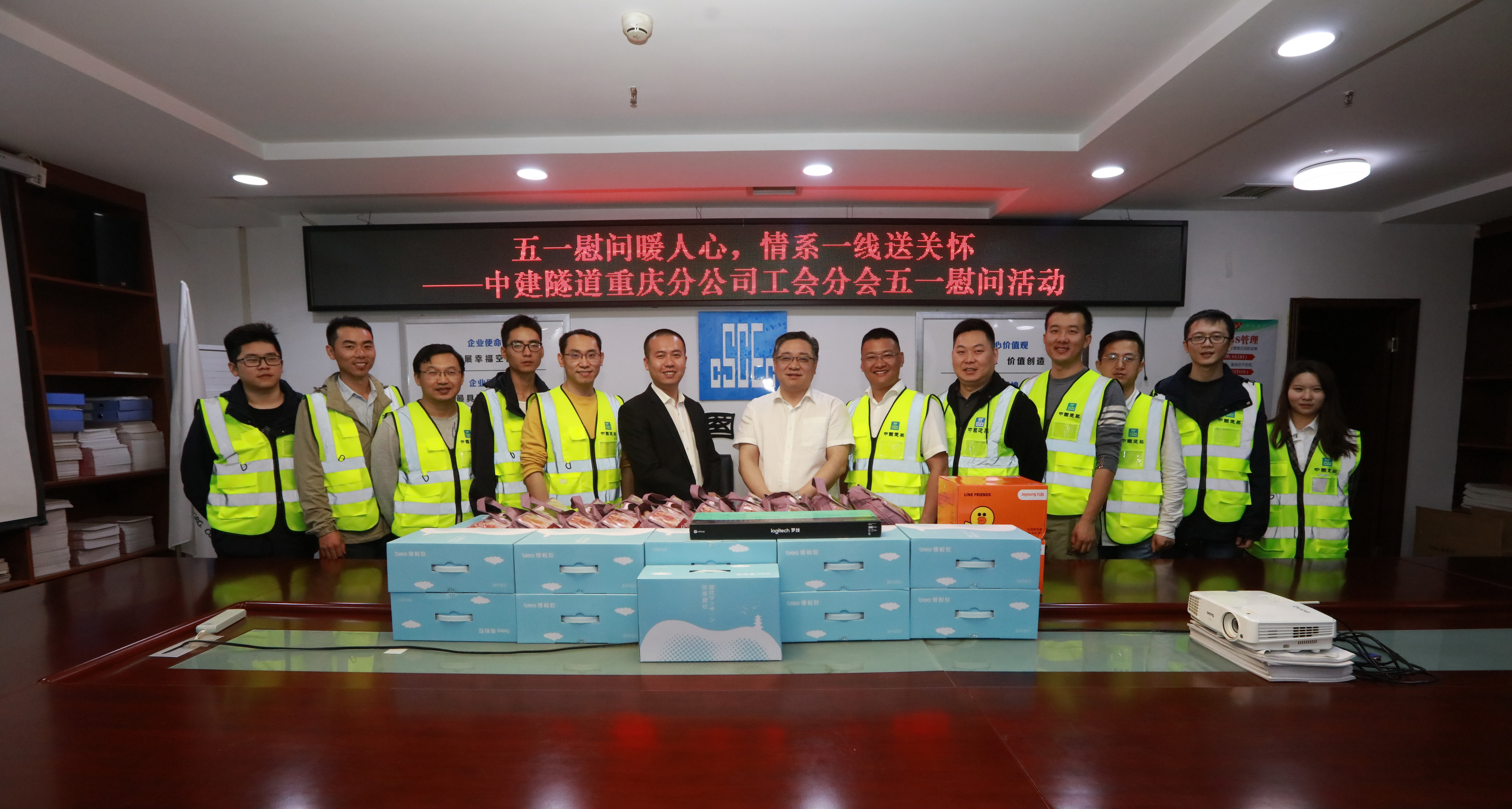 合照.JPG 合照.JPG