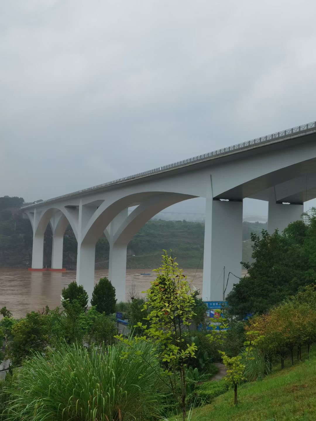 礼嘉大桥-侧面.jpg
