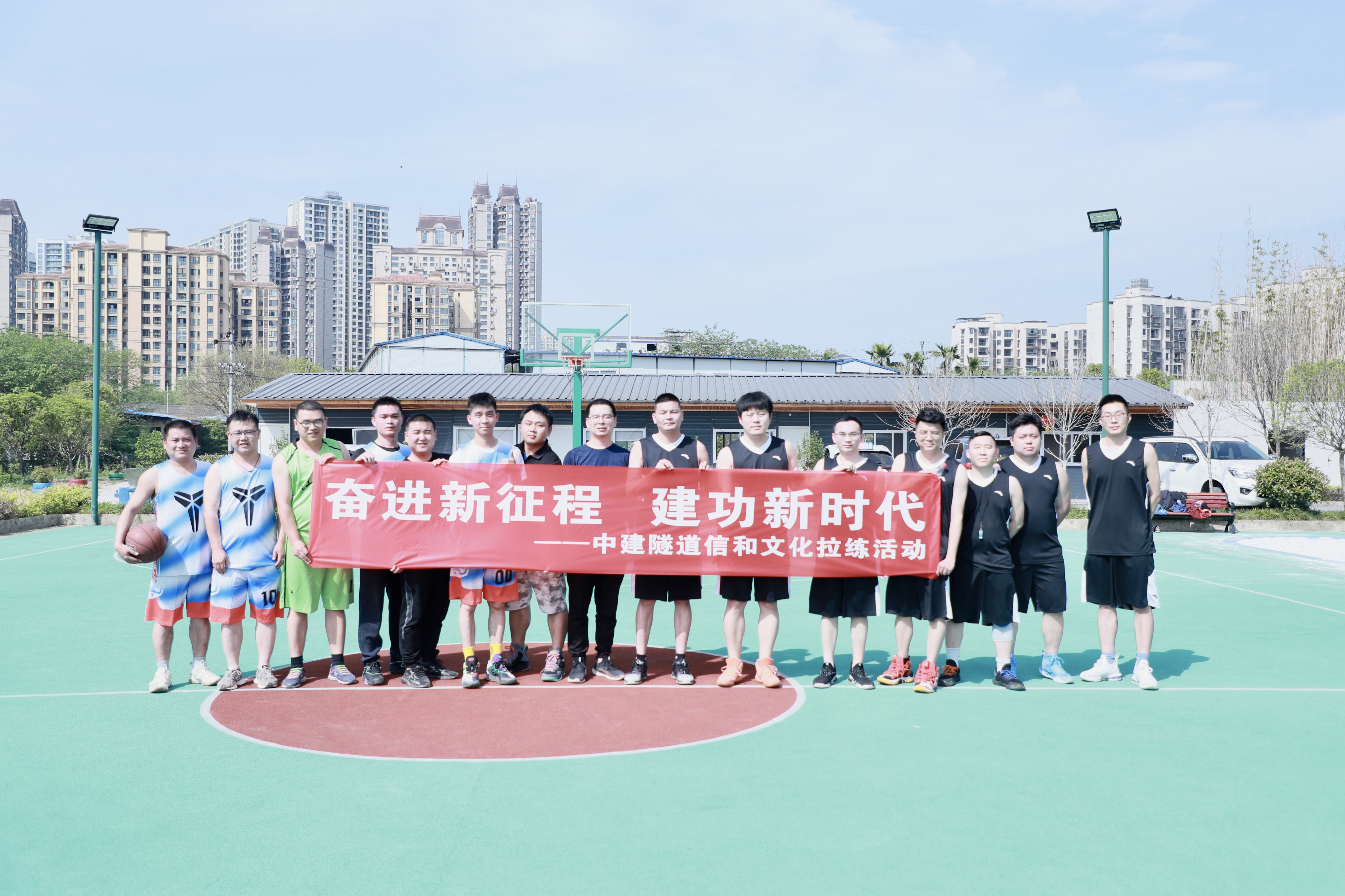 集体合影.jpeg 集体合影.jpeg