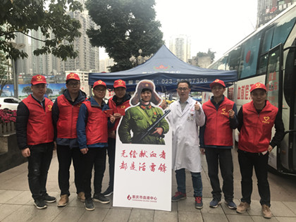 志愿者们合照_420.jpg