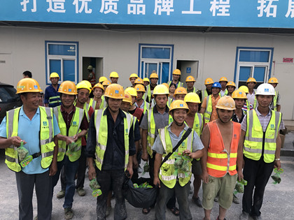 浓浓端午情 节日暖人心-420.jpg 浓浓端午情 节日暖人心-420.jpg
