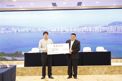 中建隧道何冬初与万州三正学校交接.JPG