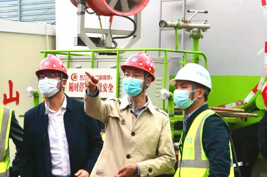杜董.jpg